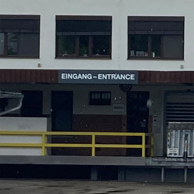 Firmenbeschilderungen, Werksbéschilderungen Laserbuchstaben, Lasergravuren, Drucke