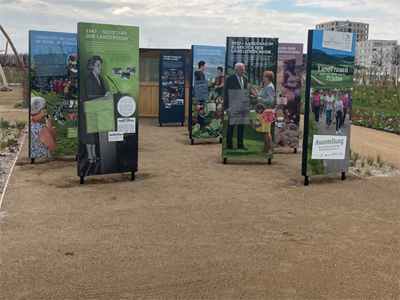 Werbepylon Präsentationswand Bundesgartenschau BuGA Mannheim Pylon