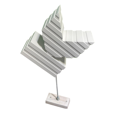 Drehdisplay 3D Buchstabe gefräst und lackiert