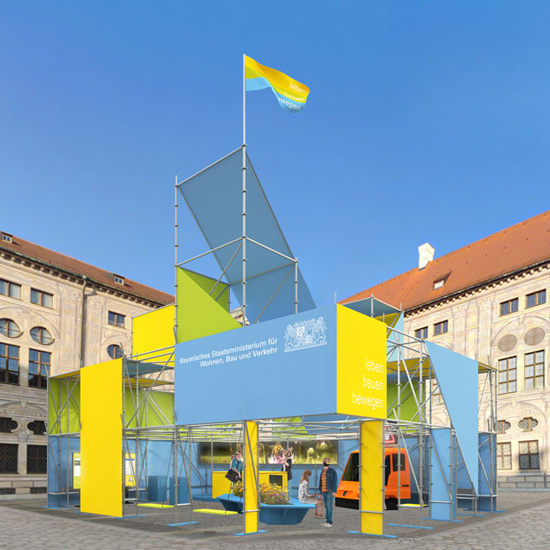 Freihstehender Open Space Messestand fr das Bayrische Staatsministerium Wohnen, Bau und Verkehr auf der IAA Mobility 2021 vor der Staatskanzlei