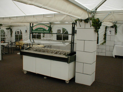 Burg Jagsthausen Dekomauern, Zelt, Sthle, Tische, Bar, Khltheken uvm.