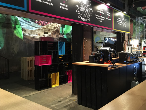 Messestand Loung mit Upcycling Paletten,beln