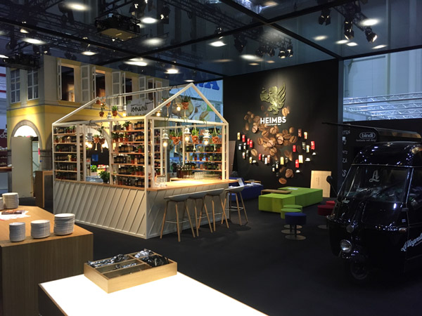 Doppelstockmessestand Dallmayr mit Teehaus ca. 230m