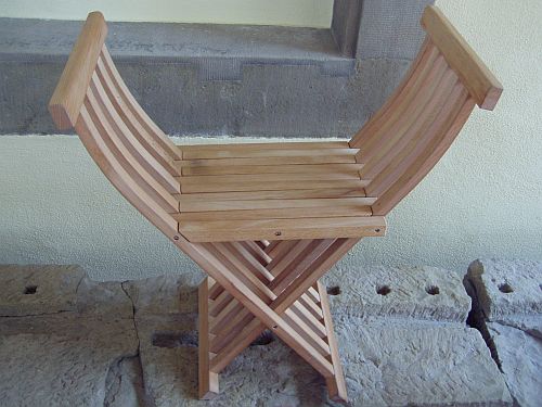 Museumsvitrine Mecklenburg Museumsmbel, Ausstellungsmbel, Objektmbel Klappstuhl Mecklenburg, Kommoden, Tische, Pulte