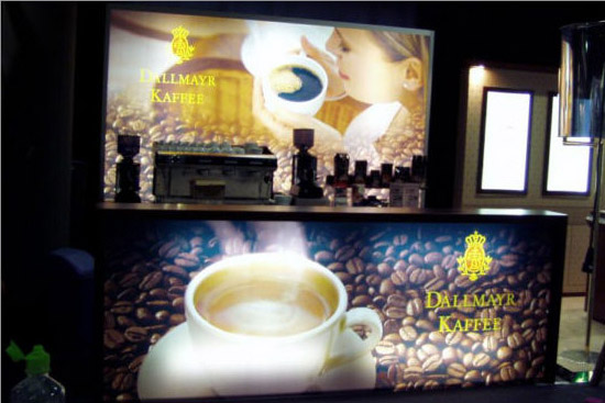 Kaffeebar New York komplett mit Leuchtrckwand nach Ihren Wnschen mit Ihrem Logo