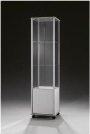P1 Säulenvitrine mit Stauraum Art.Nr. 001002