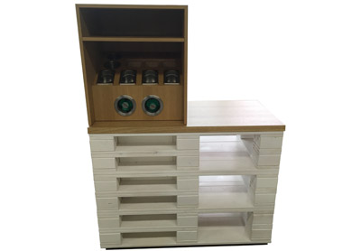 Messetheke Upcycling aus Paletten weiß lackiert