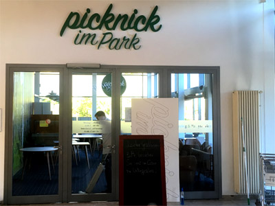 3D Schriftzug Holzscheibe Digitaldruck und Logo gefrst