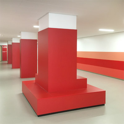 Stahlgestell hinterlftet