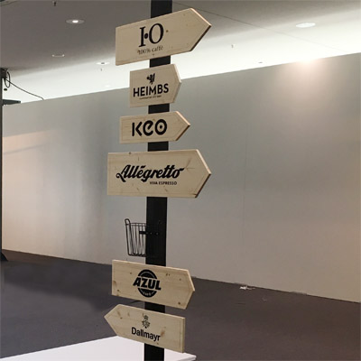 Schriftzug Logo Wegweiser