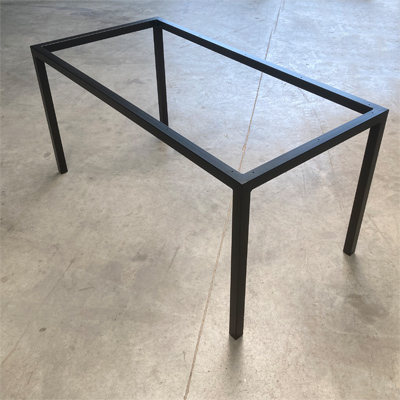 Bürotisch Arbeitstisch Meeting Metal gestell schwarz lackiert Esche furniert