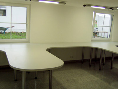 Brotisch Welle wei Sonderanfertigung